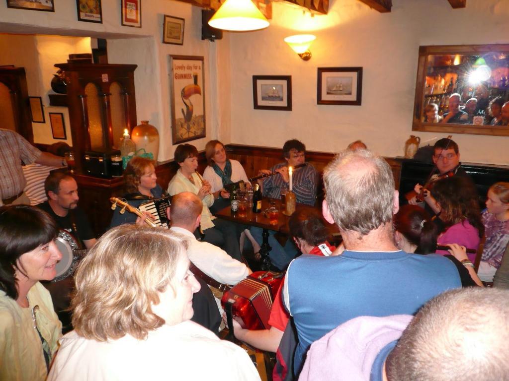 O'Donnabhain'S Kenmare Ngoại thất bức ảnh
